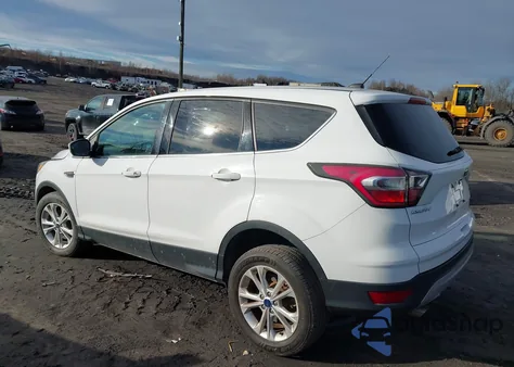 2017 Ford Escape Se из США, поврежденный, VIN 1FMCU9GD4HUB55262